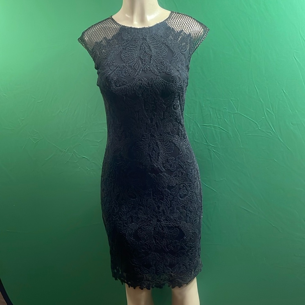 Tadashi Shoji